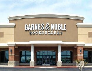 barnes and noble golden triangle